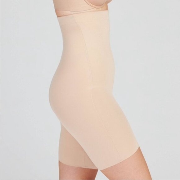 Spanx Assets High Waist Shaping Short Nude Size 4 - New - Picture 2 of 5